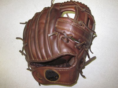 a2001a.jpg
