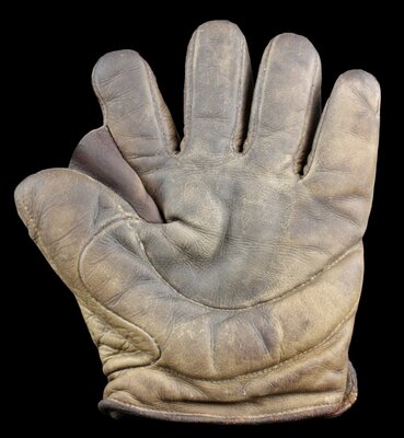 DM Crescent Glove Front.jpg