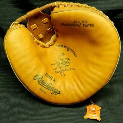 rawlings-hoh-x-catchers-mitt-front_595.jpg