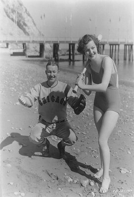 Ann-Sheridan-and-Gabby-Hartnett-Catalina-Island-Beach-possibly-Spring-Training-1930s.jpg