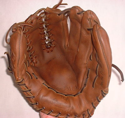 Rawlings TGP Front Marka.jpg