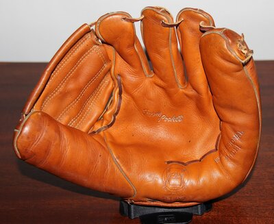 reach-2127-front-derek (1).jpg
