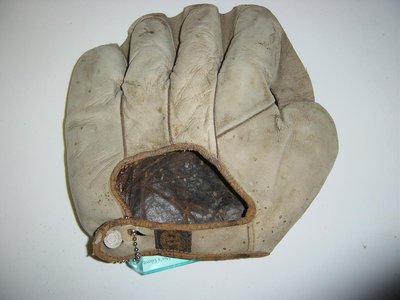 Ratsch Peerless White Duck Web Back.JPG