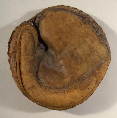 Crescent Mitt 2a.JPG
