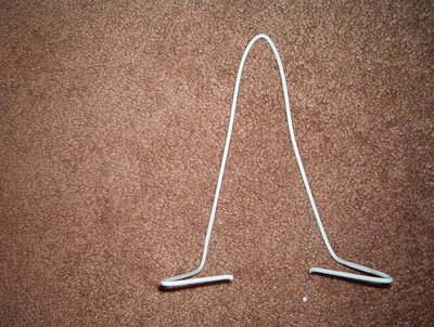 glove stand 002.jpg