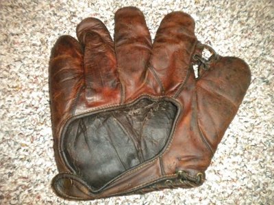 Grover c. Alexander Higgins Back.jpg (74.24 KiB) Viewed 6048 times Grover c. Alexander Higgins Back.jpg