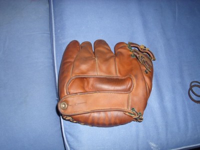 glove back.jpg