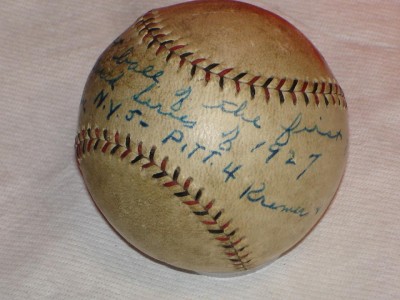 final out 1927 world series, Gehrigs.JPG