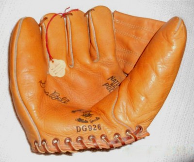 gus bell glove 2.jpg