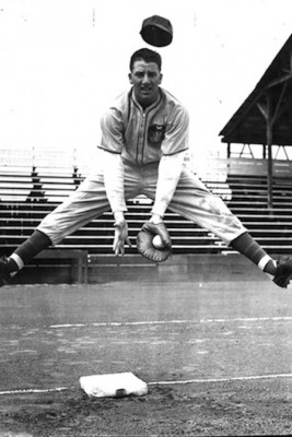 Ralph_Kiner_(1941_Pirates)_2.jpg