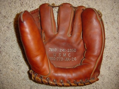 USMC Glove Front.jpg