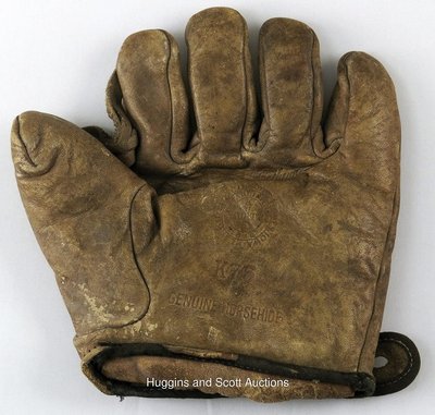 11671_mathewson_glove925.jpg