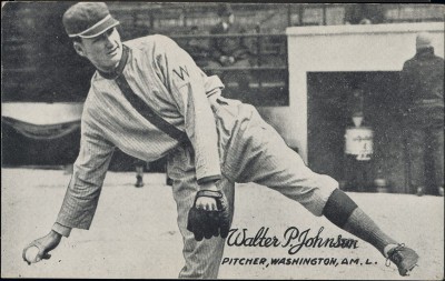 1921 Walter Johnson Exhibit card.jpg