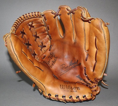 wilson-a2000-1963-front-resize.jpg